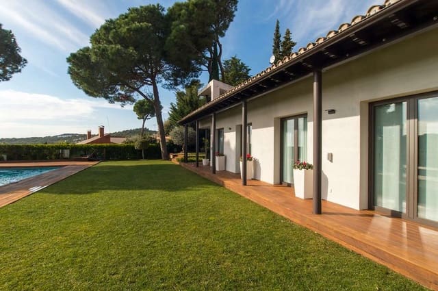 6 bedroom Villa for sale in Calonge i Sant Antoni with pool garage - € 3,500,000 (Ref: 6807356)