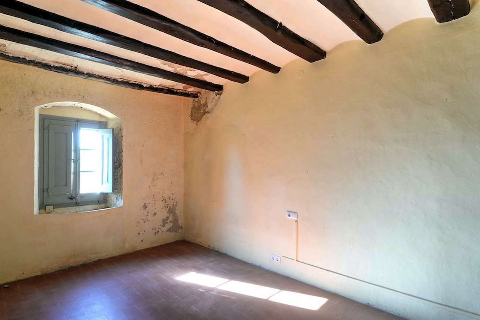 12 bedroom Hotel for sale in Santa Cristina d'Aro - € 1,575,000 (Ref: 6807357)