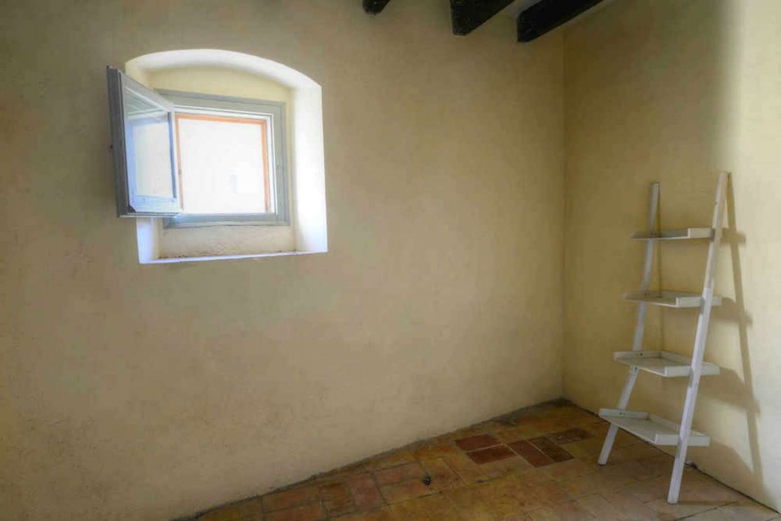 12 bedroom Hotel for sale in Santa Cristina d'Aro - € 1,575,000 (Ref: 6807357)