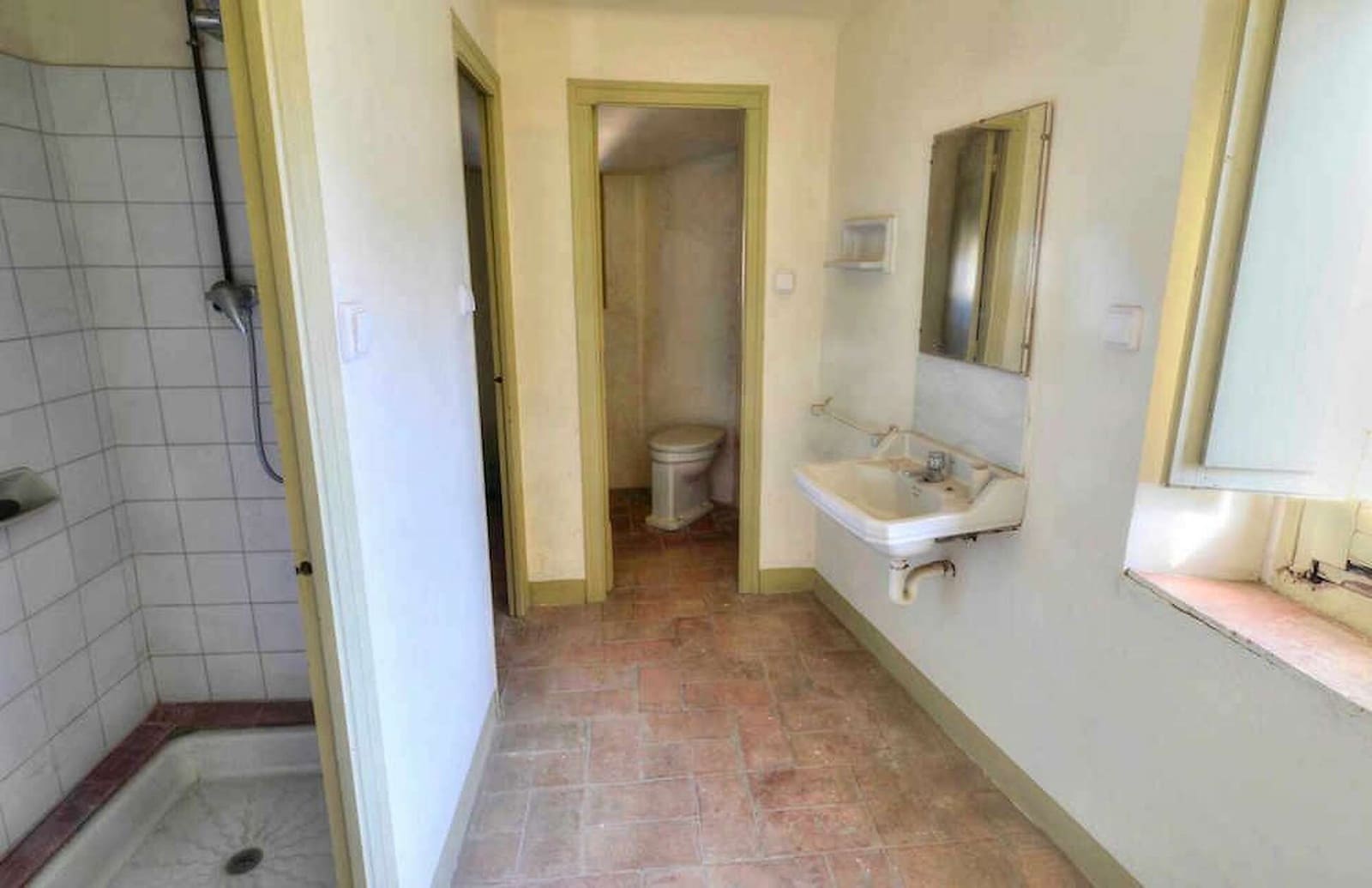 12 bedroom Hotel for sale in Santa Cristina d'Aro - € 1,575,000 (Ref: 6807357)