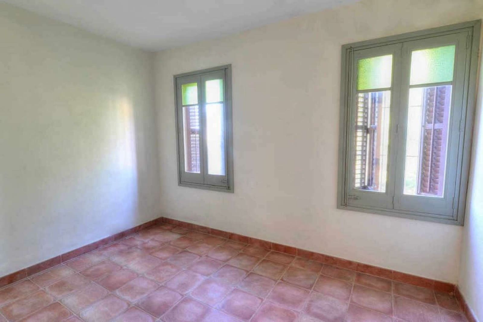 12 bedroom Hotel for sale in Santa Cristina d'Aro - € 1,575,000 (Ref: 6807357)