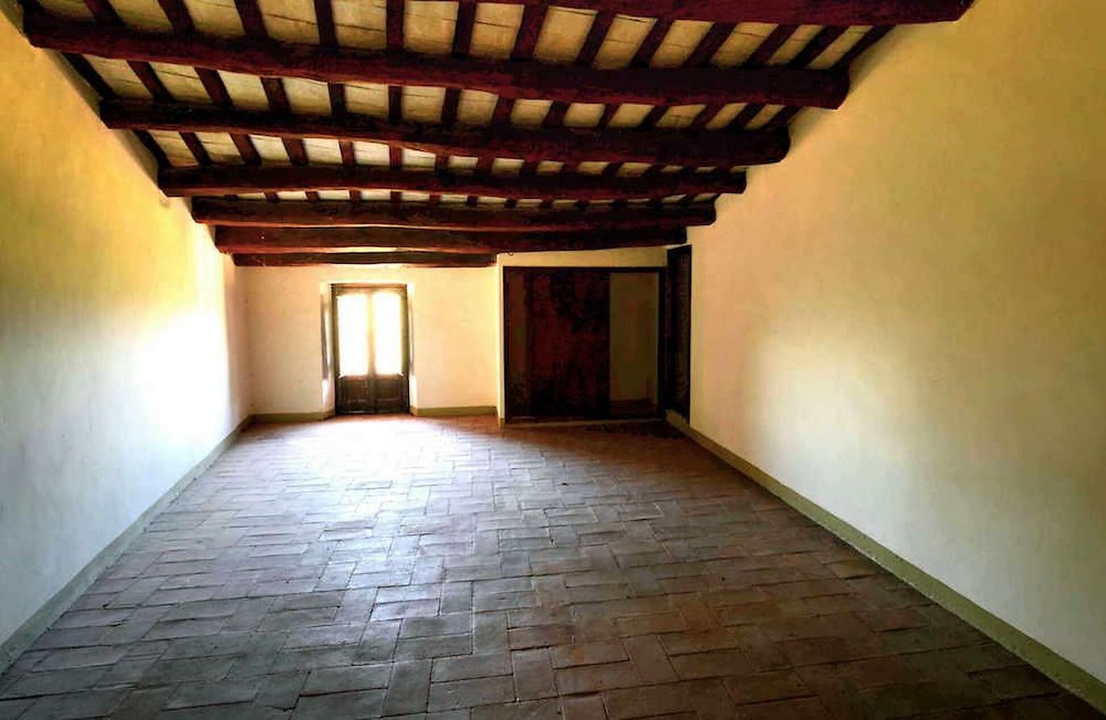 12 bedroom Hotel for sale in Santa Cristina d'Aro - € 1,575,000 (Ref: 6807357)