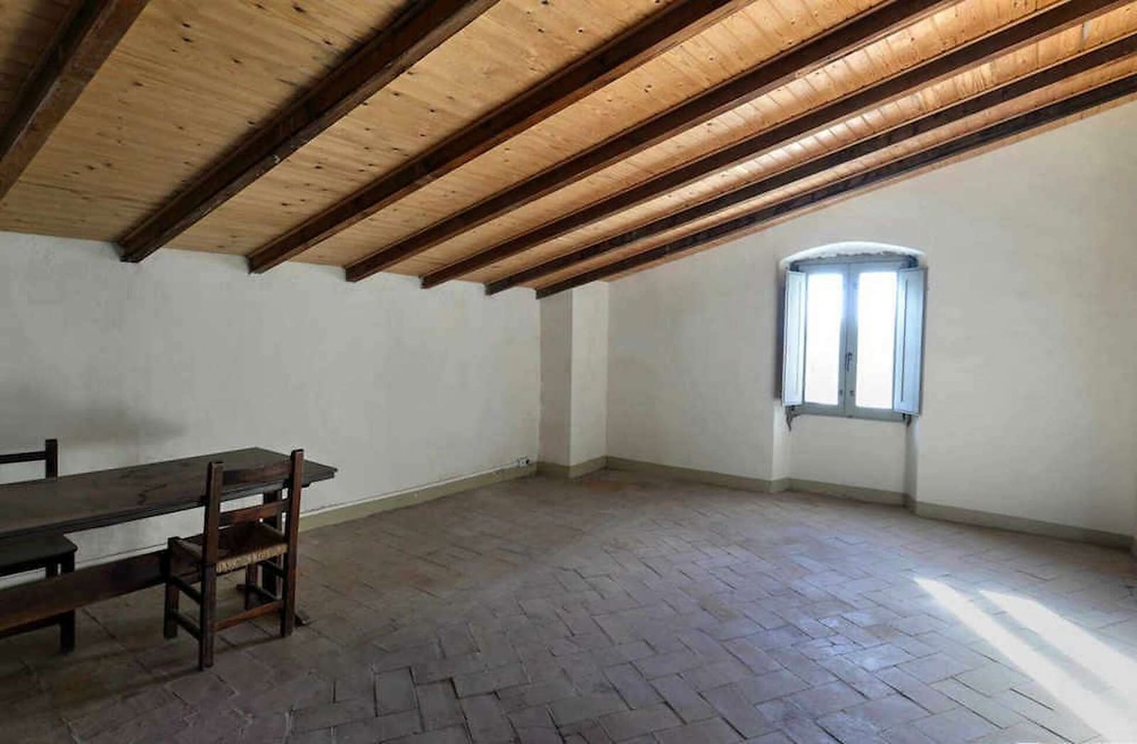 12 bedroom Hotel for sale in Santa Cristina d'Aro - € 1,575,000 (Ref: 6807357)