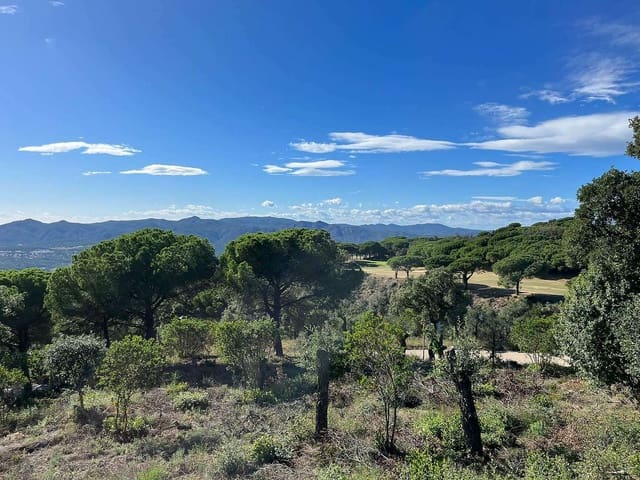 Rakentamaton maa myytävänä paikassa Platja d'Aro, Castell-Platja d'Aro - 360 000 € (Ref: 7886911)