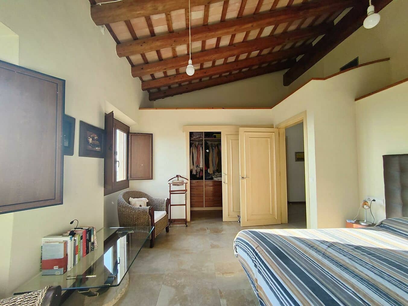 5 bedroom Villa for sale in Mont-ras with garage - € 1,180,000 (Ref: 8102201)