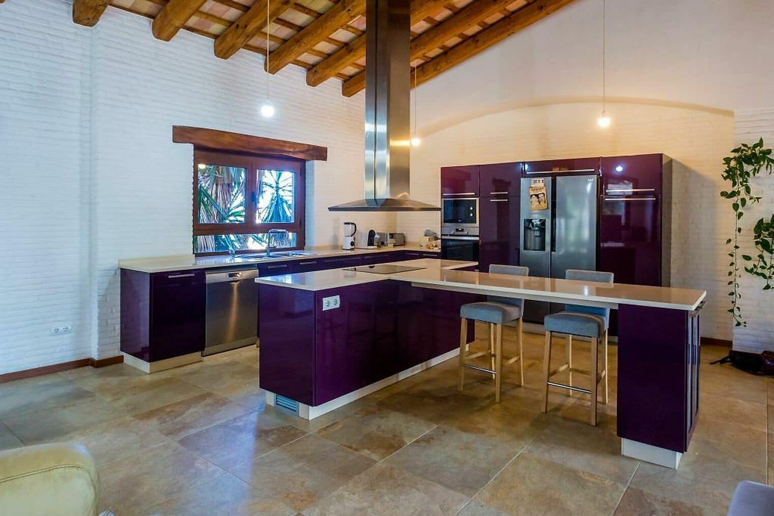 5 bedroom Villa for sale in Mont-ras with garage - € 1,180,000 (Ref: 8102201)