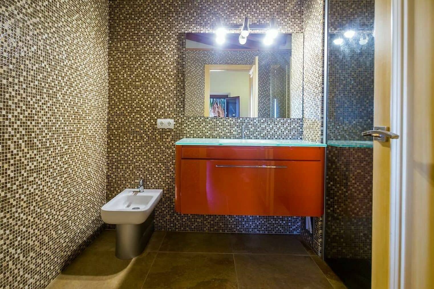 5 bedroom Villa for sale in Mont-ras with garage - € 1,180,000 (Ref: 8102201)