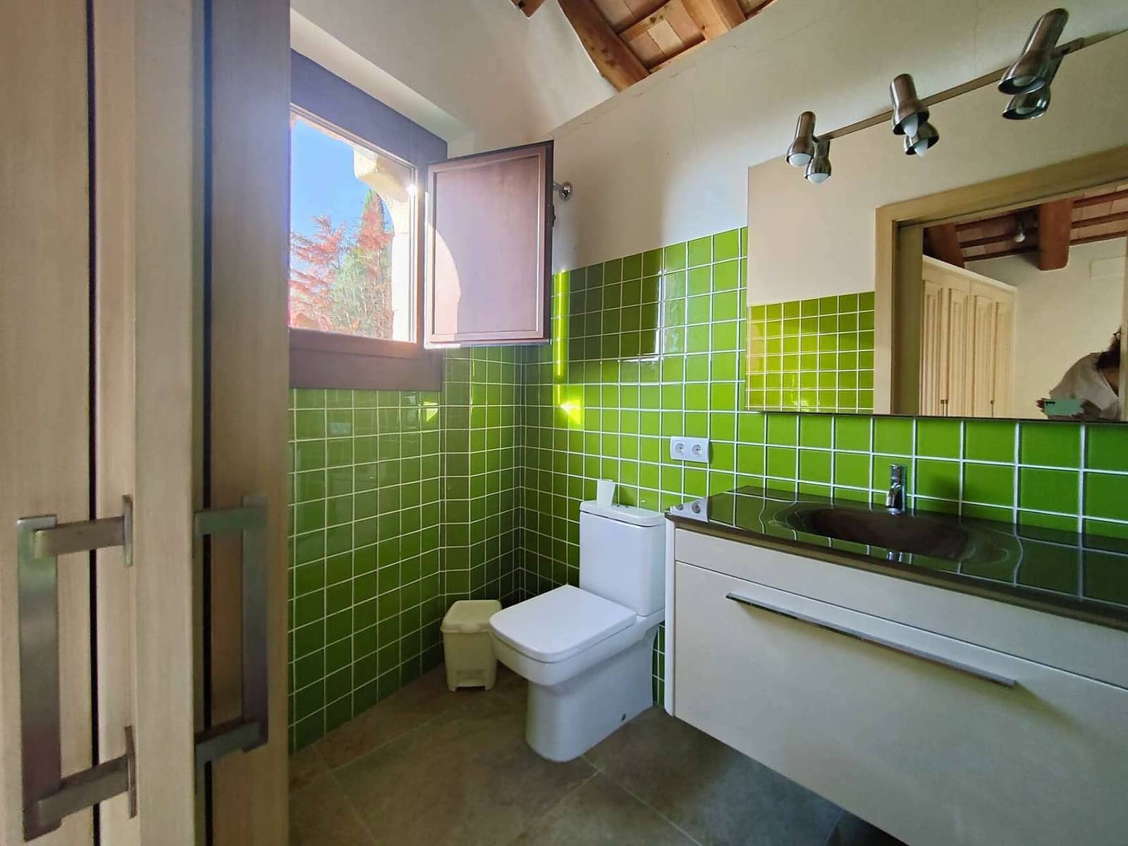 5 Zimmer Villa zu verkaufen in Mont-ras mit Garage - 1.180.000 € (Ref: 8102201)