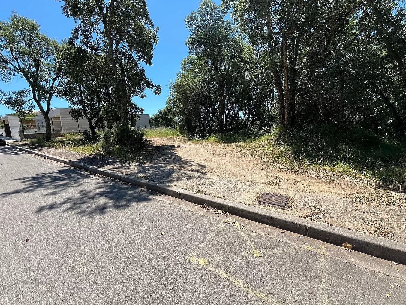 Grunde uden byggetilladelser til salg i Calonge i Sant Antoni - € 120.000 (Ref: 8392563)