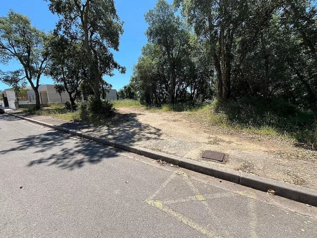 Undeveloped Land for sale in Calonge i Sant Antoni - € 120,000 (Ref: 8392563)