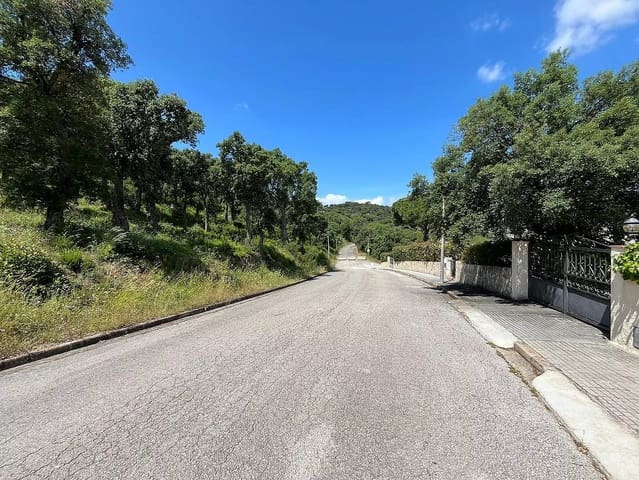 Rakentamaton maa myytävänä paikassa Calonge i Sant Antoni - 675 000 € (Ref: 8405099)