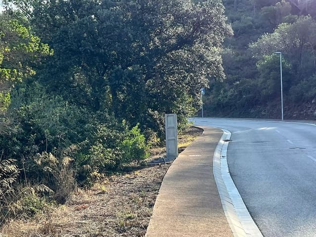 Grunde uden byggetilladelser til salg i Begur - € 310.000 (Ref: 8537634)