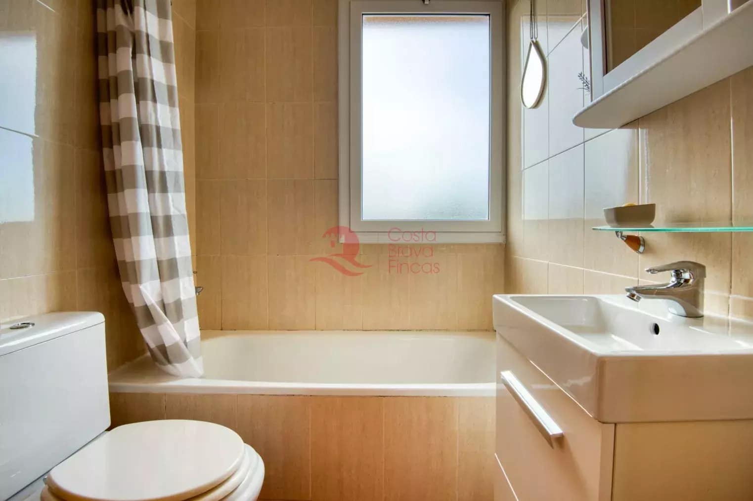 3 soveværelse Byhus til salg i Platja d'Aro med garage - € 380.000 (Ref: 8703919)