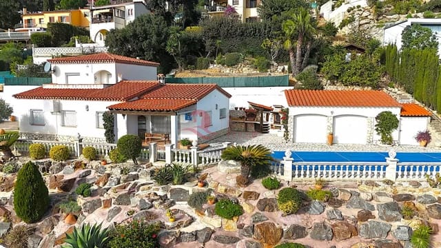 Chalet de 4 habitaciones en Calonge i Sant Antoni en venta con piscina garaje - 745.000 € (Ref: 8729539)