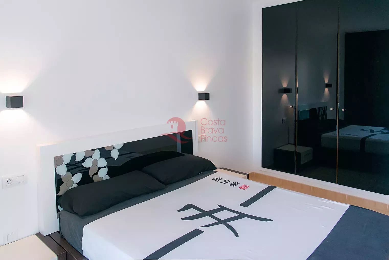 3 bedroom Apartment for sale in Platja d'Aro with garage - € 575,000 (Ref: 8759882)