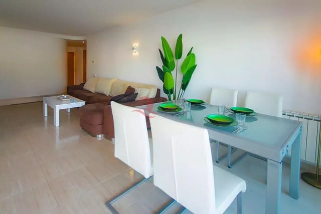 3 makuuhuone Huoneisto myytävänä paikassa Platja d'Aro, Castell-Platja d'Aro mukana 
autotalli - 575 000 € (Ref: 8759882)