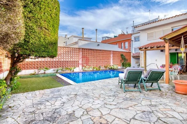 4 chambre Villa/Maison à vendre à Sant Feliu de Guíxols avec piscine - 370 000 € (Ref: 8801593)