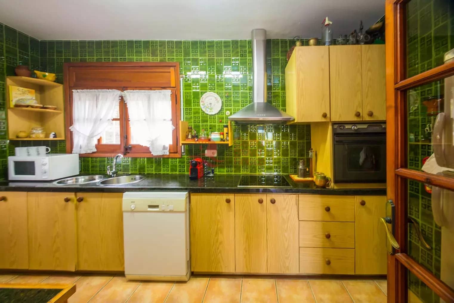 5 soverom Villa til salgs i Santa Cristina d'Aro med svømmebasseng garasje - € 370 000 (Ref: 8857167)