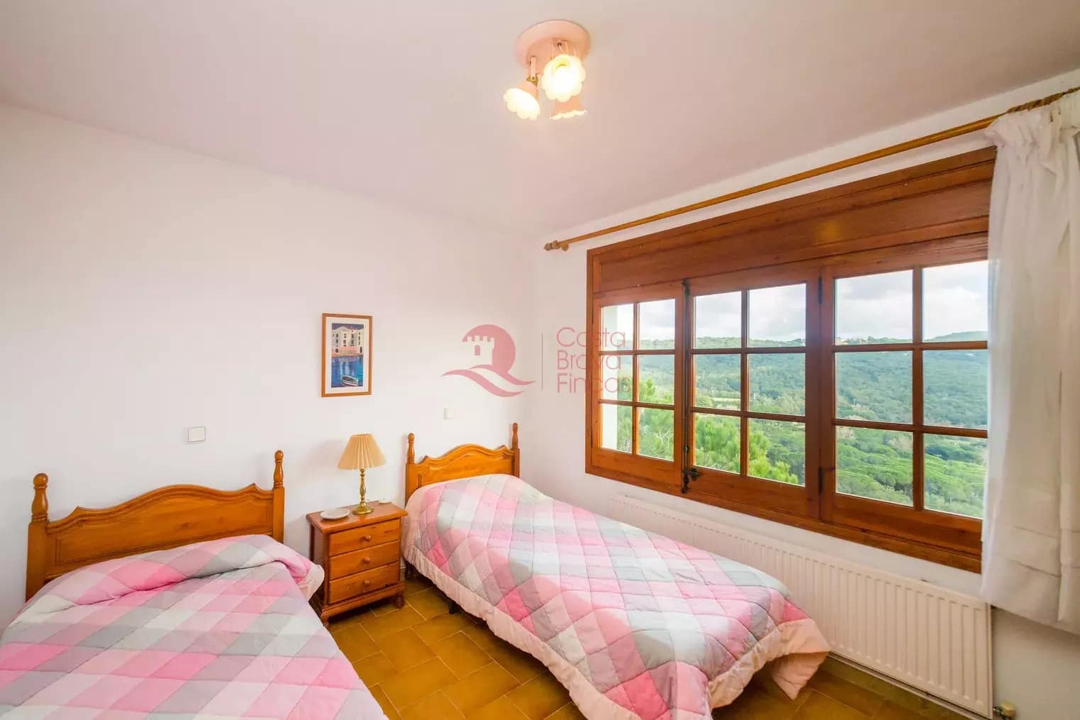 5 soverom Villa til salgs i Santa Cristina d'Aro med svømmebasseng garasje - € 370 000 (Ref: 8857167)