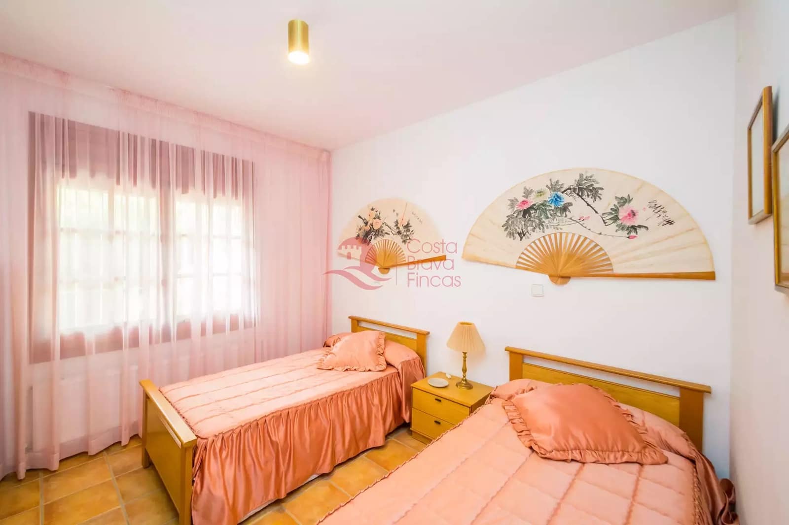 5 chambre Villa/Maison à vendre à Santa Cristina d'Aro avec piscine garage - 370 000 € (Ref: 8857167)