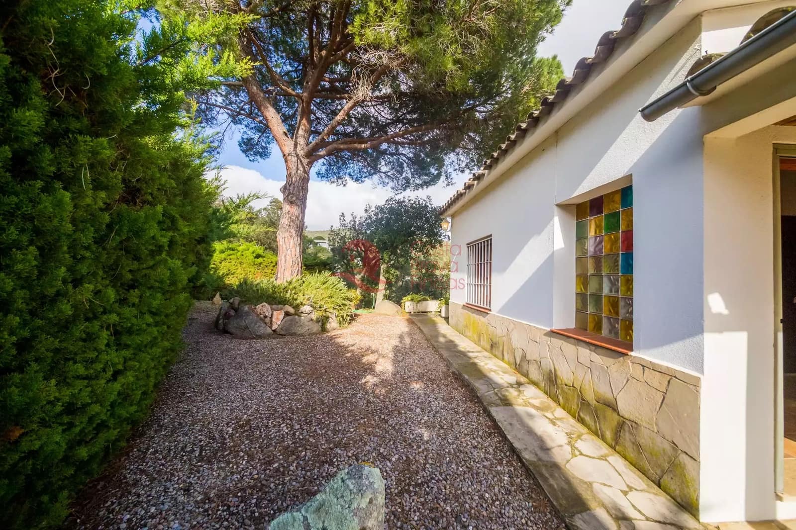 5 chambre Villa/Maison à vendre à Santa Cristina d'Aro avec piscine garage - 370 000 € (Ref: 8857167)