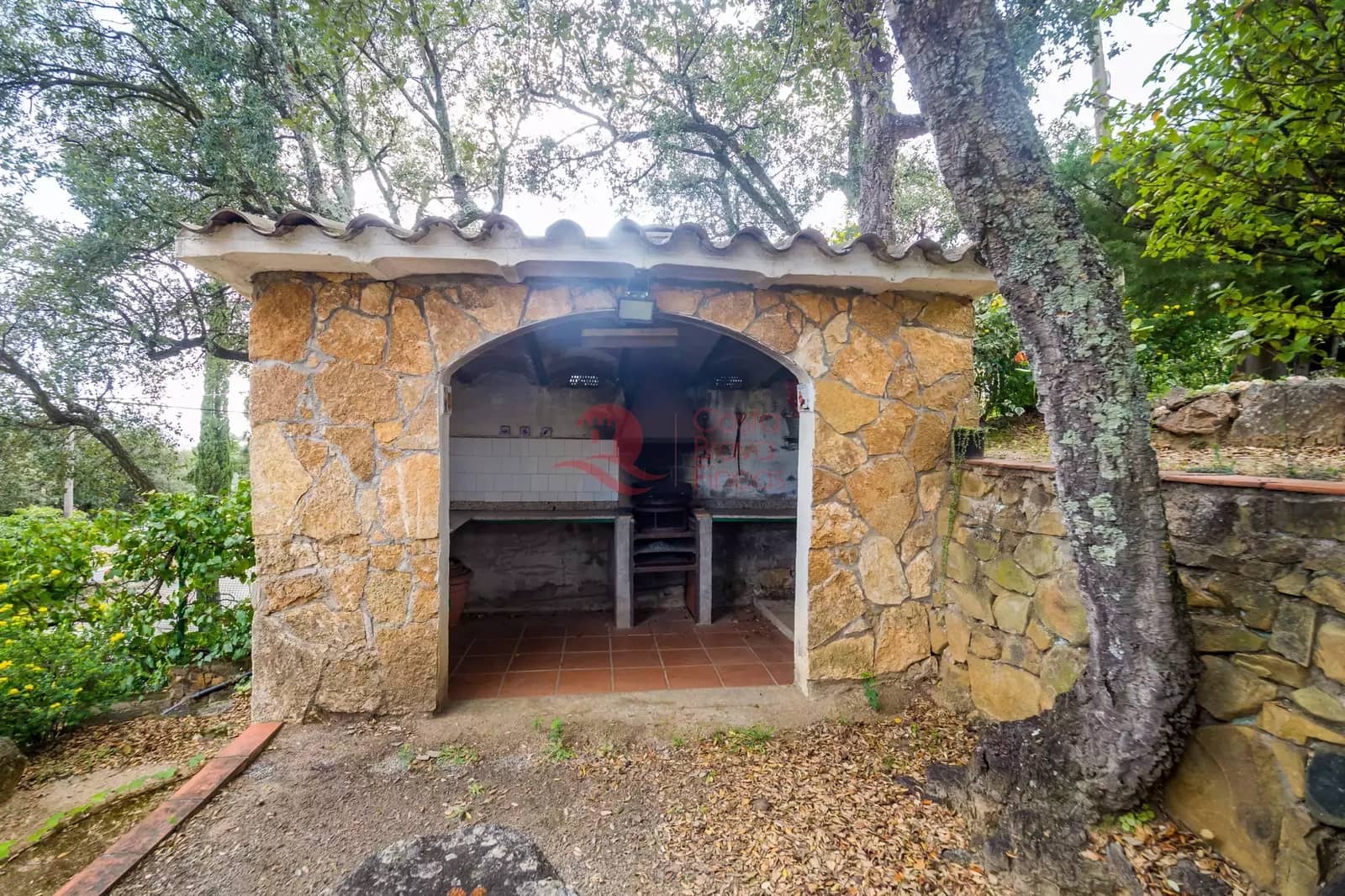 5 chambre Villa/Maison à vendre à Santa Cristina d'Aro avec piscine garage - 370 000 € (Ref: 8857167)