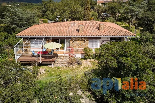 3 quarto Quinta/Casa Rural para venda em Romanya de la Selva, Santa Cristina d'Aro com piscina garagem - 550 000 € (Ref: 8937171)