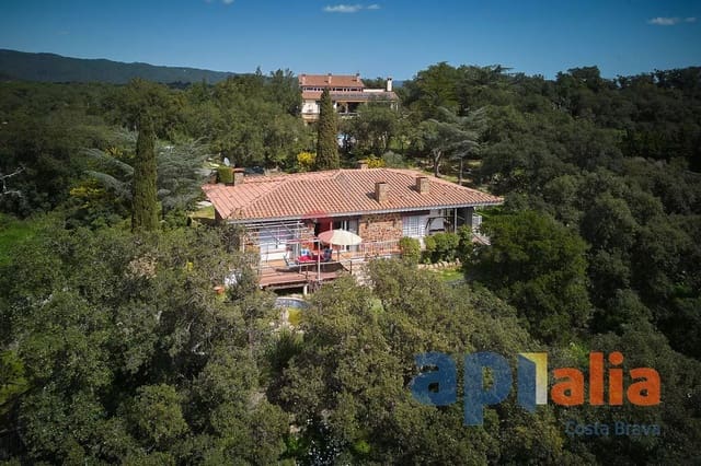 3 quarto Quinta/Casa Rural para venda em Romanya de la Selva, Santa Cristina d'Aro com piscina garagem - 550 000 € (Ref: 8937171)