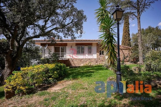 3 quarto Quinta/Casa Rural para venda em Romanya de la Selva, Santa Cristina d'Aro com piscina garagem - 550 000 € (Ref: 8937171)