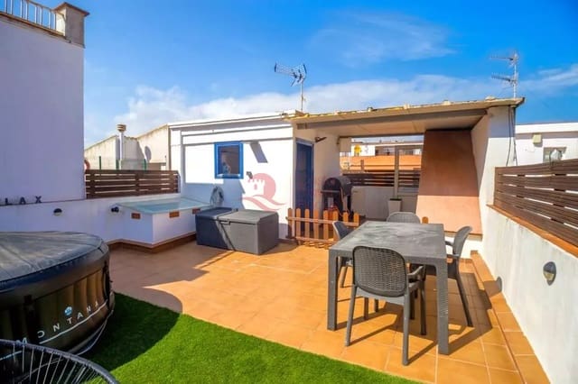 3 bedroom Townhouse for sale in Palamós with garage - € 368,000 (Ref: 8948746)