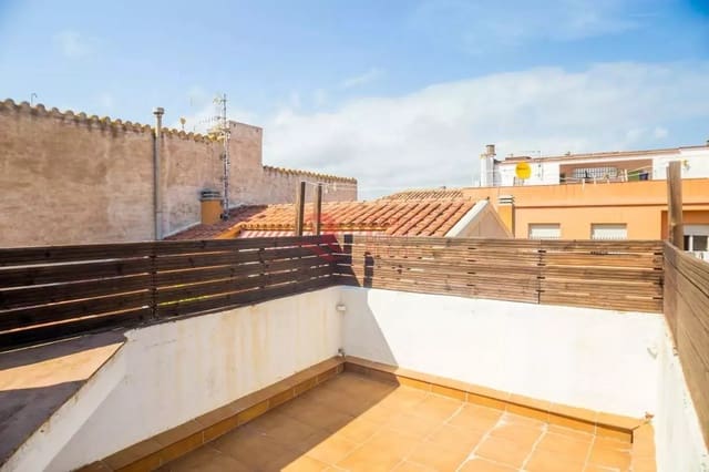 3 bedroom Townhouse for sale in Palamós with garage - € 368,000 (Ref: 8948746)
