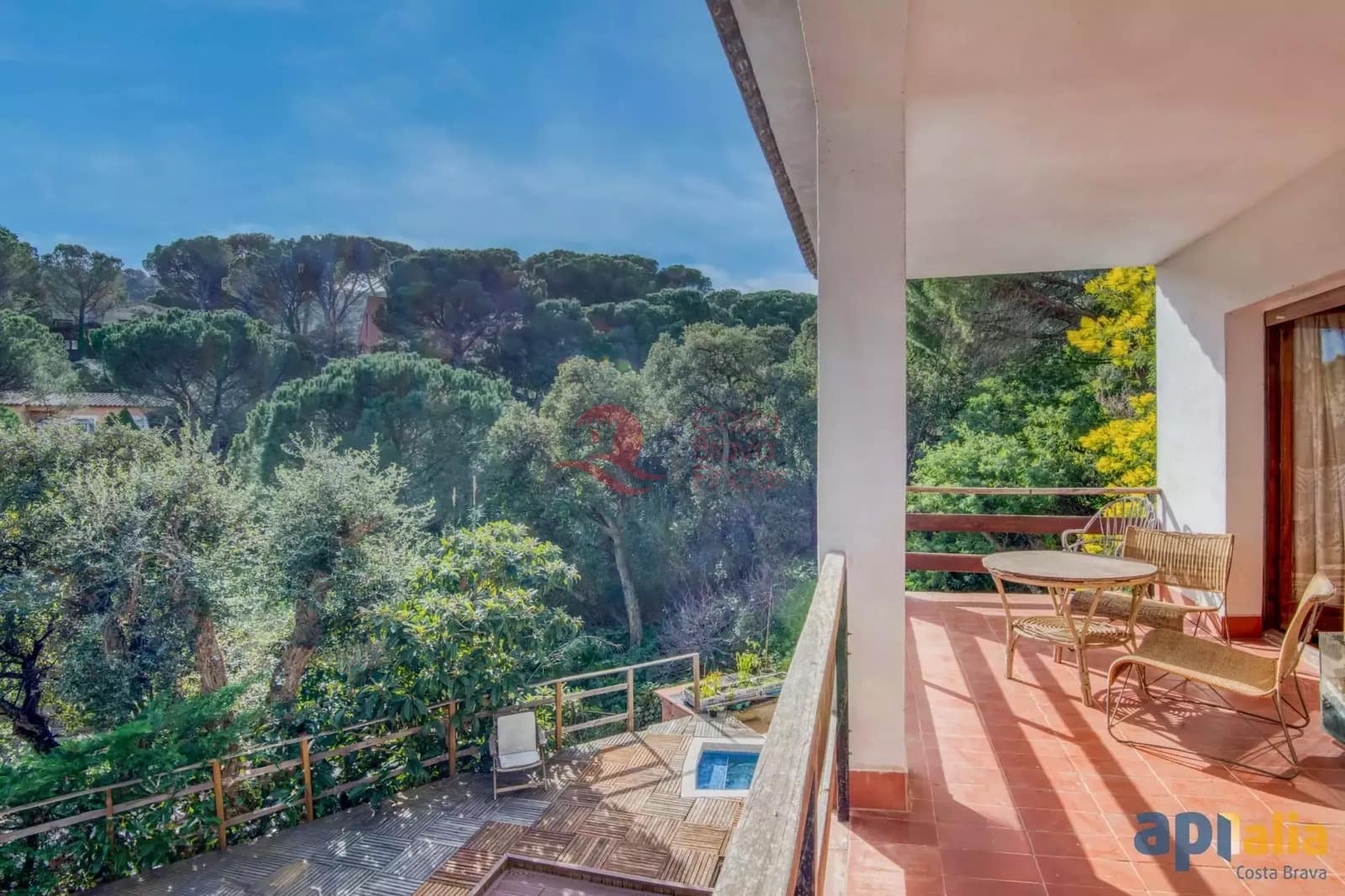 Chalet de 6 habitaciones en Sant Feliu de Guíxols en venta con piscina garaje - 550.000 € (Ref: 8948747)