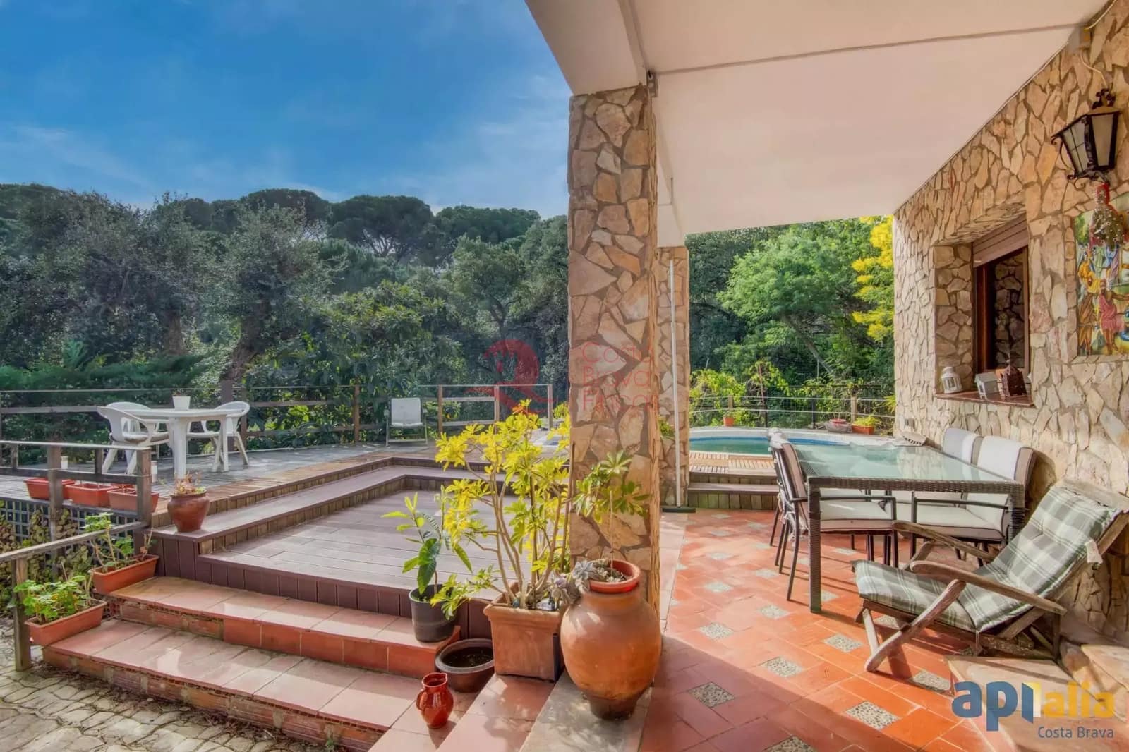 Chalet de 6 habitaciones en Sant Feliu de Guíxols en venta con piscina garaje - 550.000 € (Ref: 8948747)