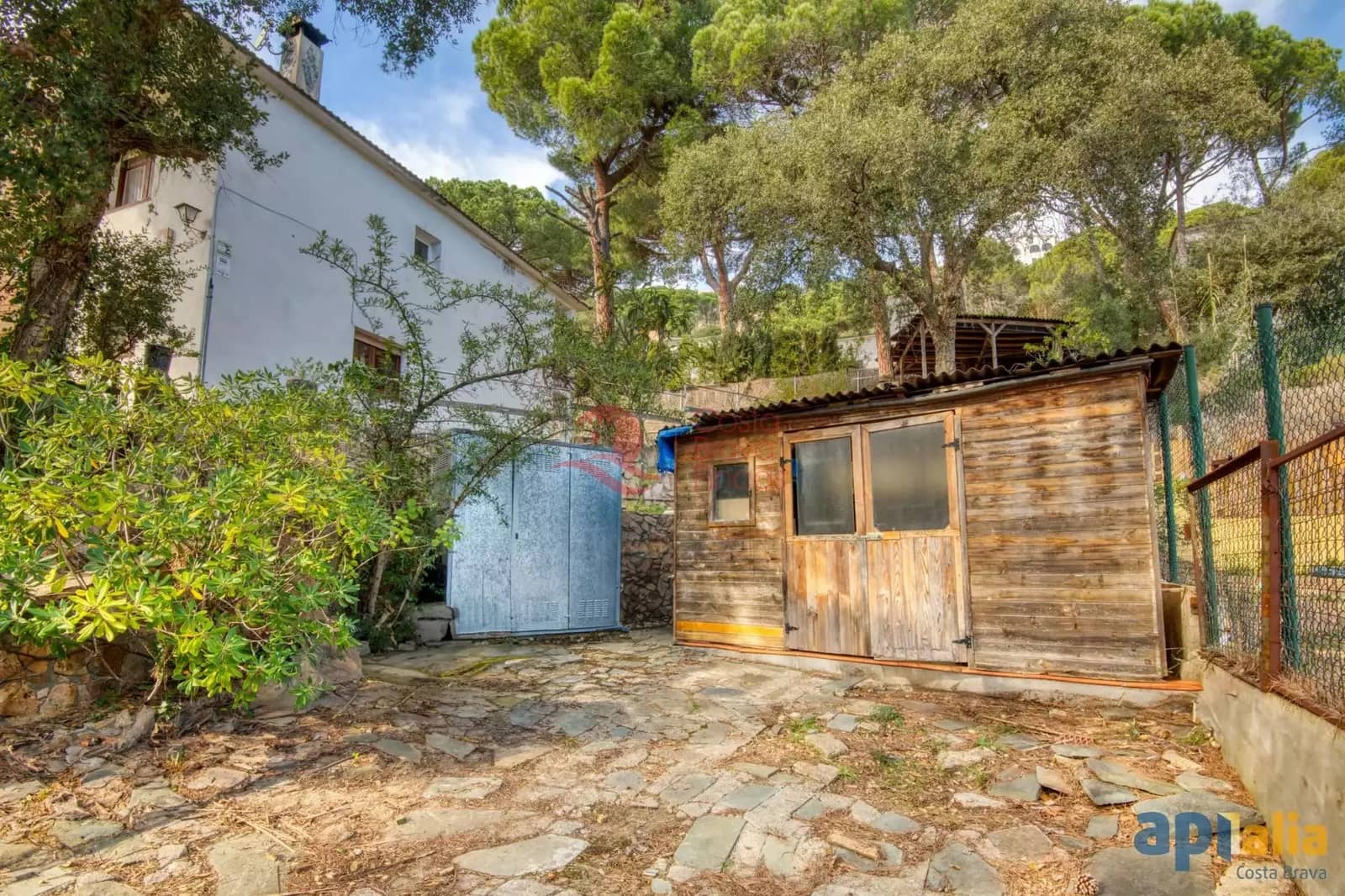 Chalet de 6 habitaciones en Sant Feliu de Guíxols en venta con piscina garaje - 550.000 € (Ref: 8948747)
