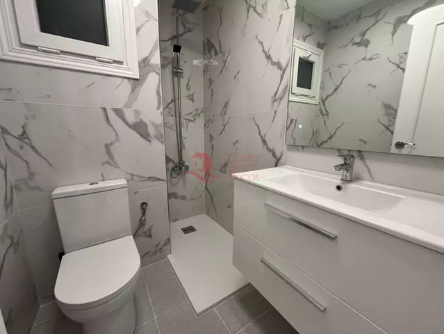 2 soveværelse Lejlighed til salg i Platja d'Aro, Castell-Platja d'Aro - € 249.000 (Ref: 8970257)