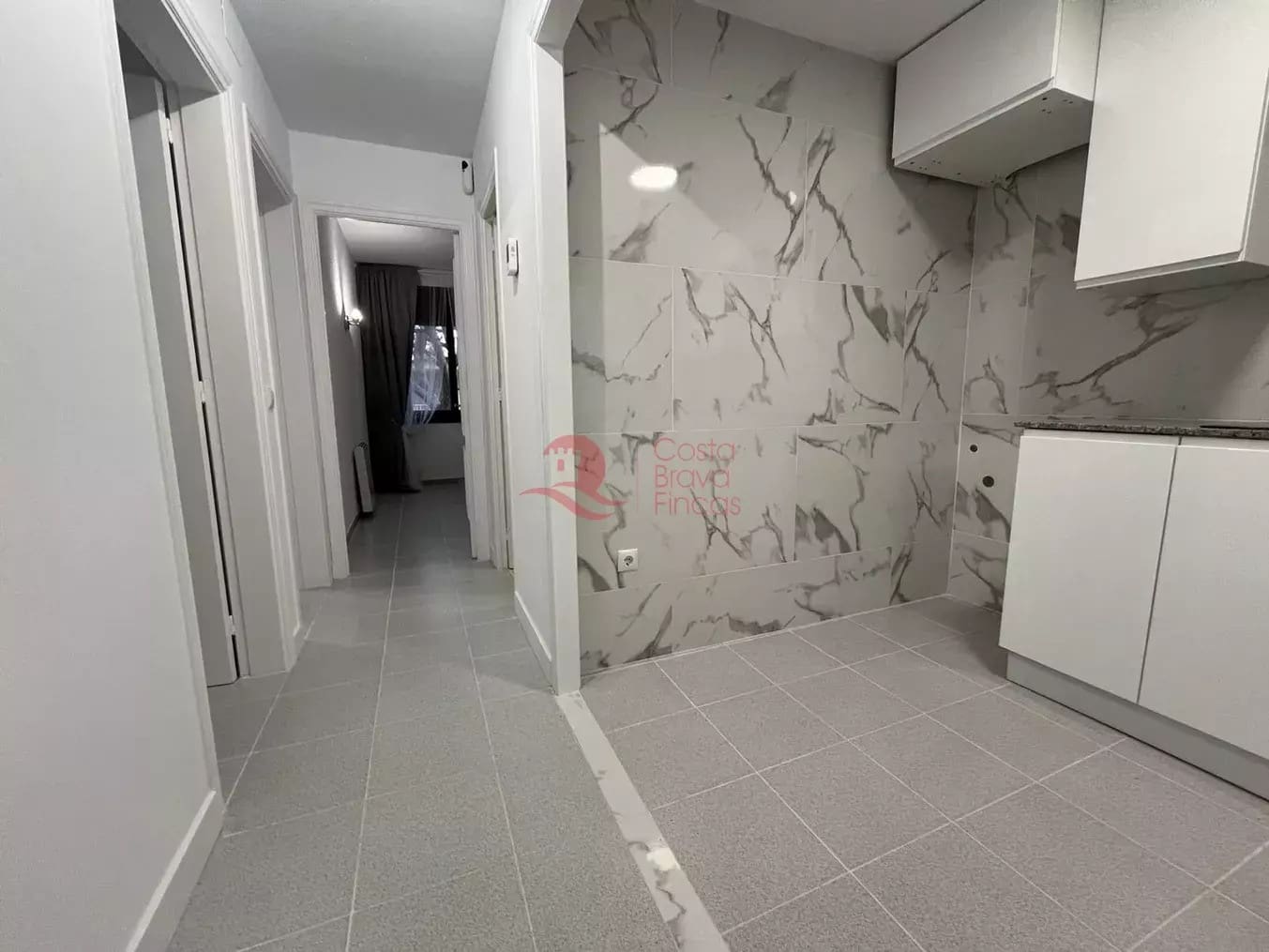 2 chambre Appartement à vendre à Platja d'Aro avec garage - 258 000 € (Ref: 8970257)