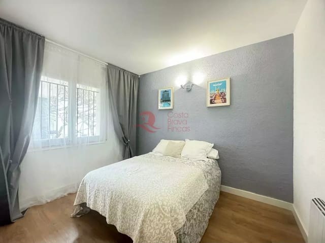 2 soveværelse Lejlighed til salg i Platja d'Aro, Castell-Platja d'Aro - € 249.000 (Ref: 8970257)