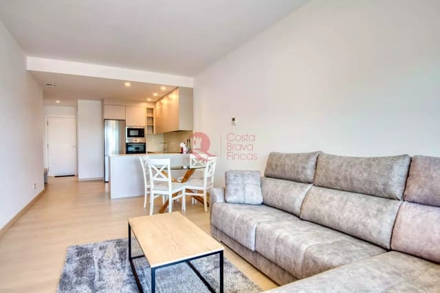 Apartamento de 2 habitaciones en Platja d'Aro, Castell-Platja d'Aro en venta con garaje - 350.000 € (Ref: 8988190)