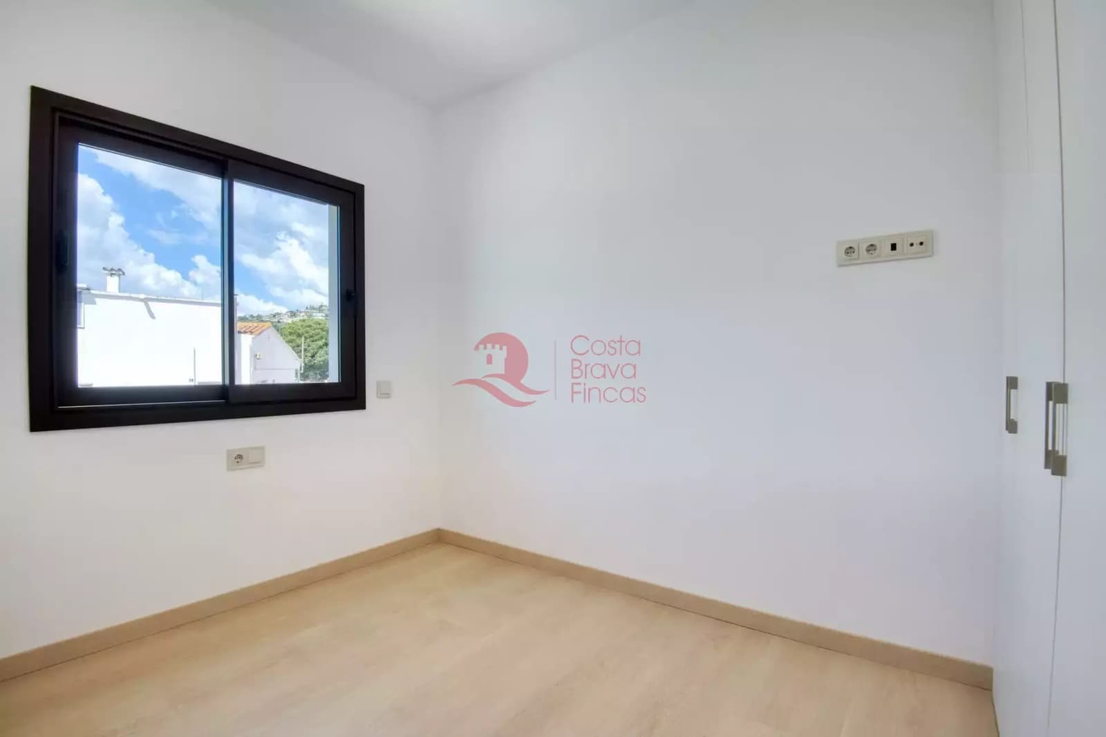 2 quarto Apartamento para venda em Platja d'Aro com garagem - 350 000 € (Ref: 8988190)