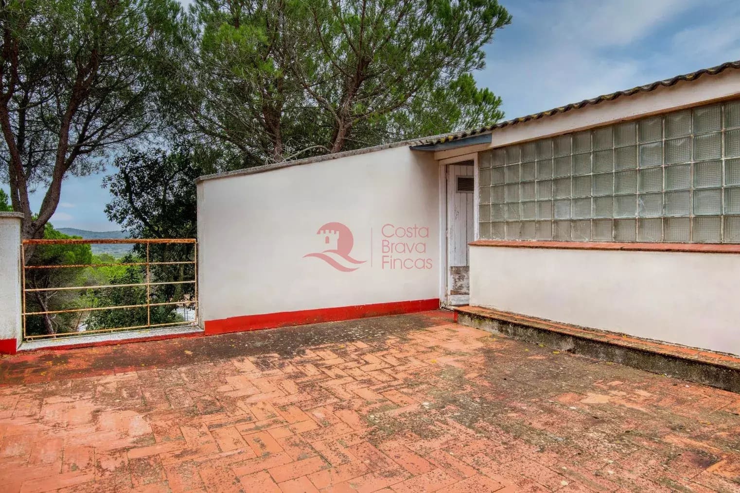 5 soverom Villa til salgs i Santa Cristina d'Aro - € 550 000 (Ref: 8988191)