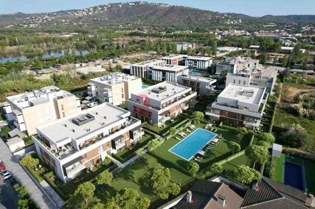 1 makuuhuone Huoneisto myytävänä paikassa Platja d'Aro, Castell-Platja d'Aro mukana 
autotalli - 255 000 € (Ref: 9020802)