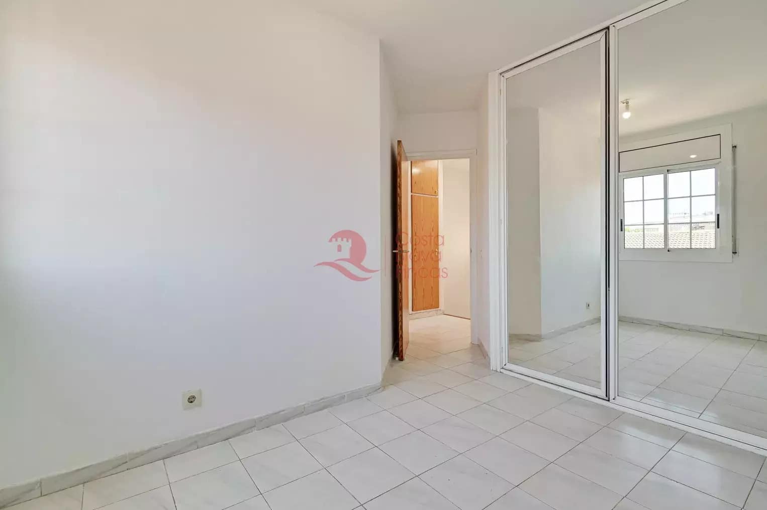 3 slaapkamer Huis te koop in Platja d'Aro met garage - € 325.000 (Ref: 9020804)