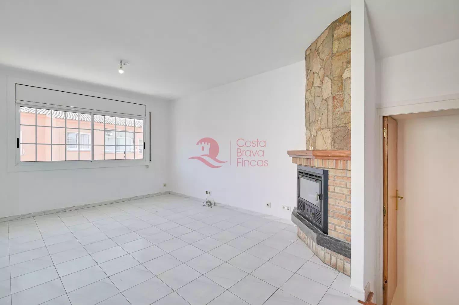 3 slaapkamer Huis te koop in Platja d'Aro met garage - € 325.000 (Ref: 9020804)