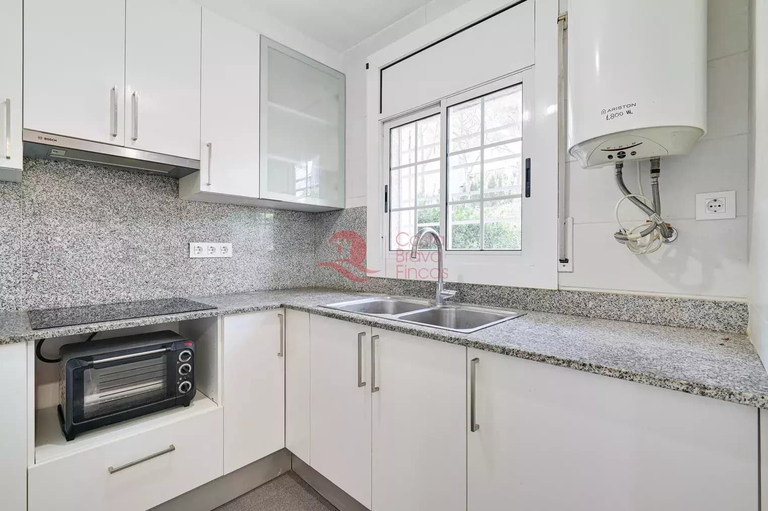 3 slaapkamer Huis te koop in Platja d'Aro met garage - € 325.000 (Ref: 9020804)