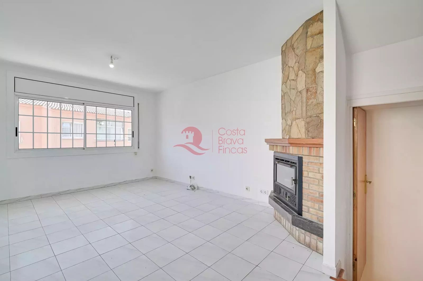 3 quarto Casa em Banda para venda em Platja d'Aro com garagem - 325 000 € (Ref: 9020804)