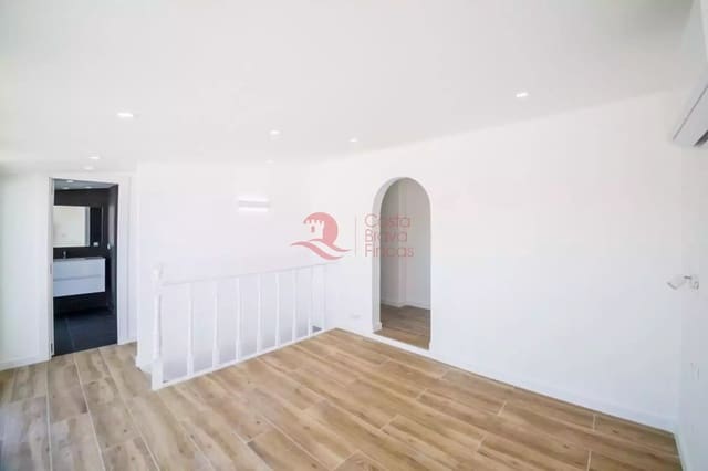 3 sovrum Lägenhet till salu i Palamós - 355 000 € (Ref: 9029853)