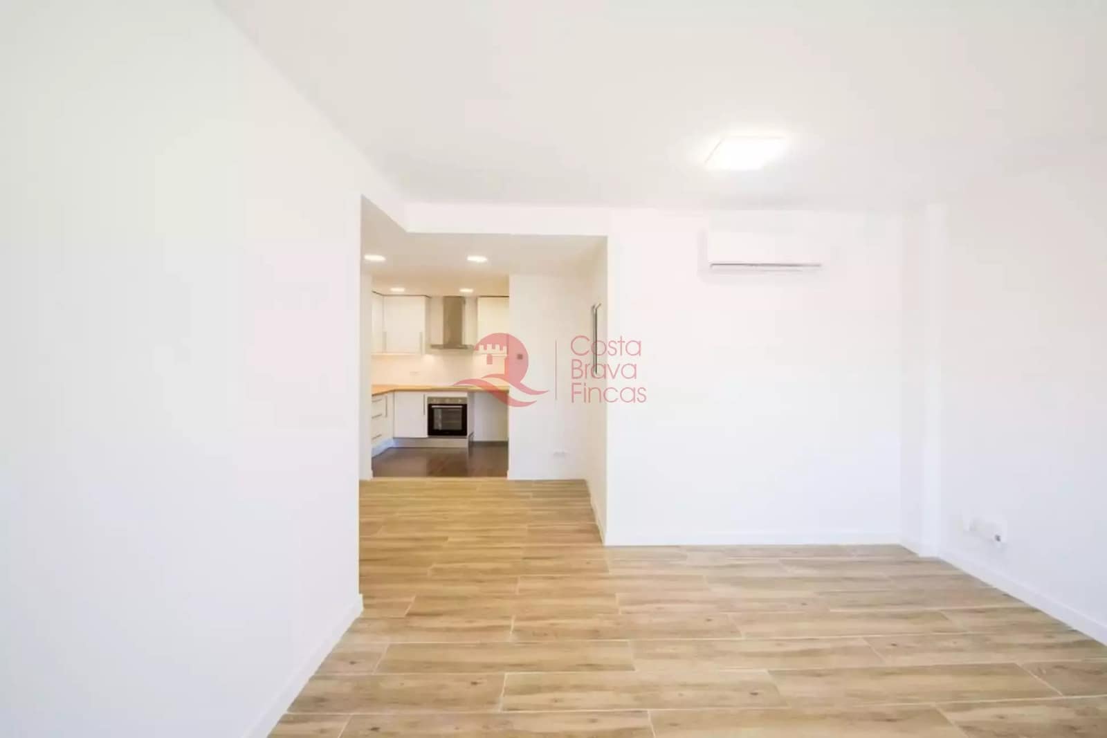 3 slaapkamer Appartement te koop in Palamos - € 355.000 (Ref: 9029853)