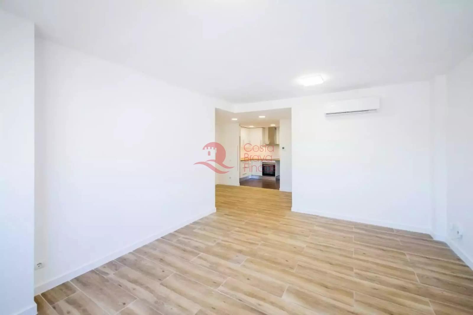 3 slaapkamer Appartement te koop in Palamos - € 355.000 (Ref: 9029853)