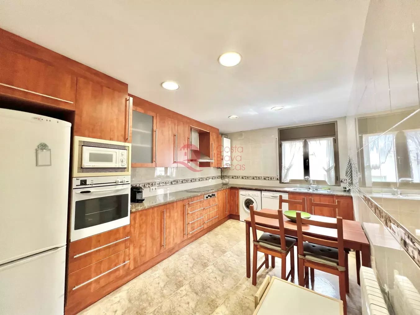 4 soveværelse Byhus til salg i Palamos med garage - € 790.000 (Ref: 9029854)