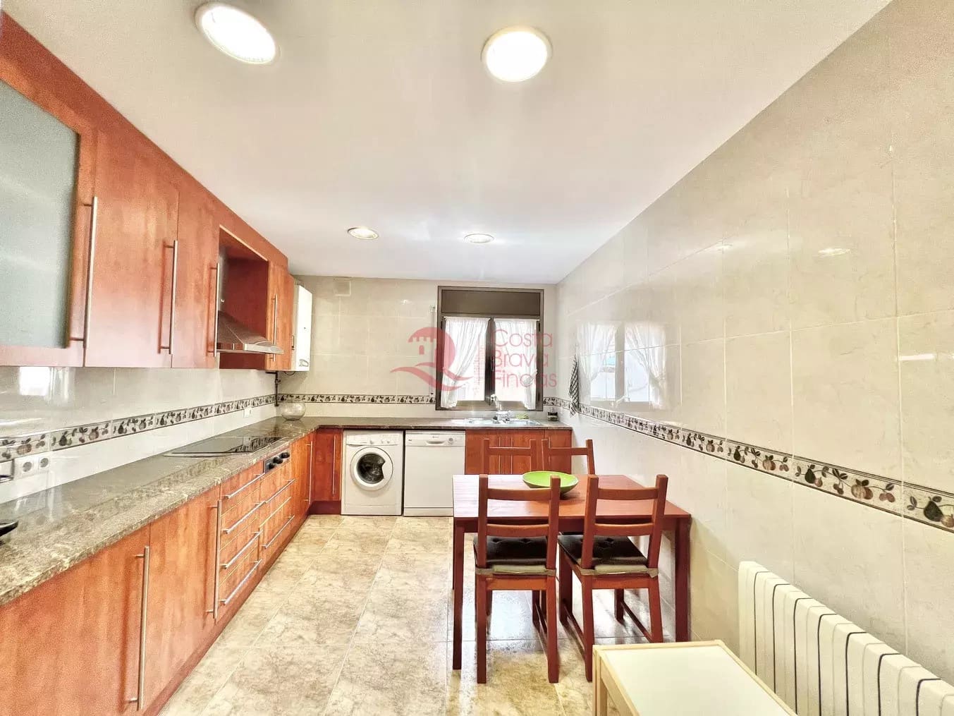 4 soveværelse Byhus til salg i Palamos med garage - € 790.000 (Ref: 9029854)